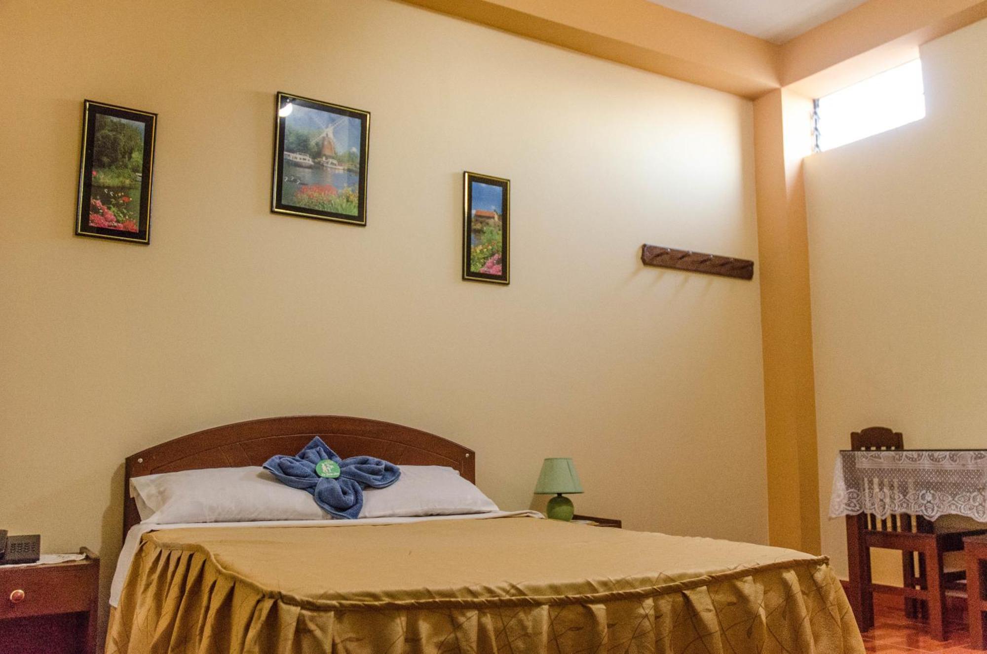 La Torre Inn Puerto Maldonado Szoba fotó