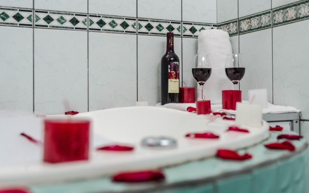 La Torre Inn Puerto Maldonado Szoba fotó