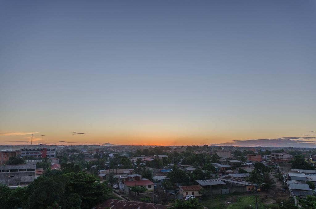 La Torre Inn Puerto Maldonado Kültér fotó